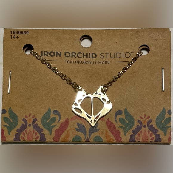 NEW ~ FOX Head ~ Iron Orchid Studio ~ Nickel Free Necklace 16” Chain ~ Gold Tone - Picture 1 of 1